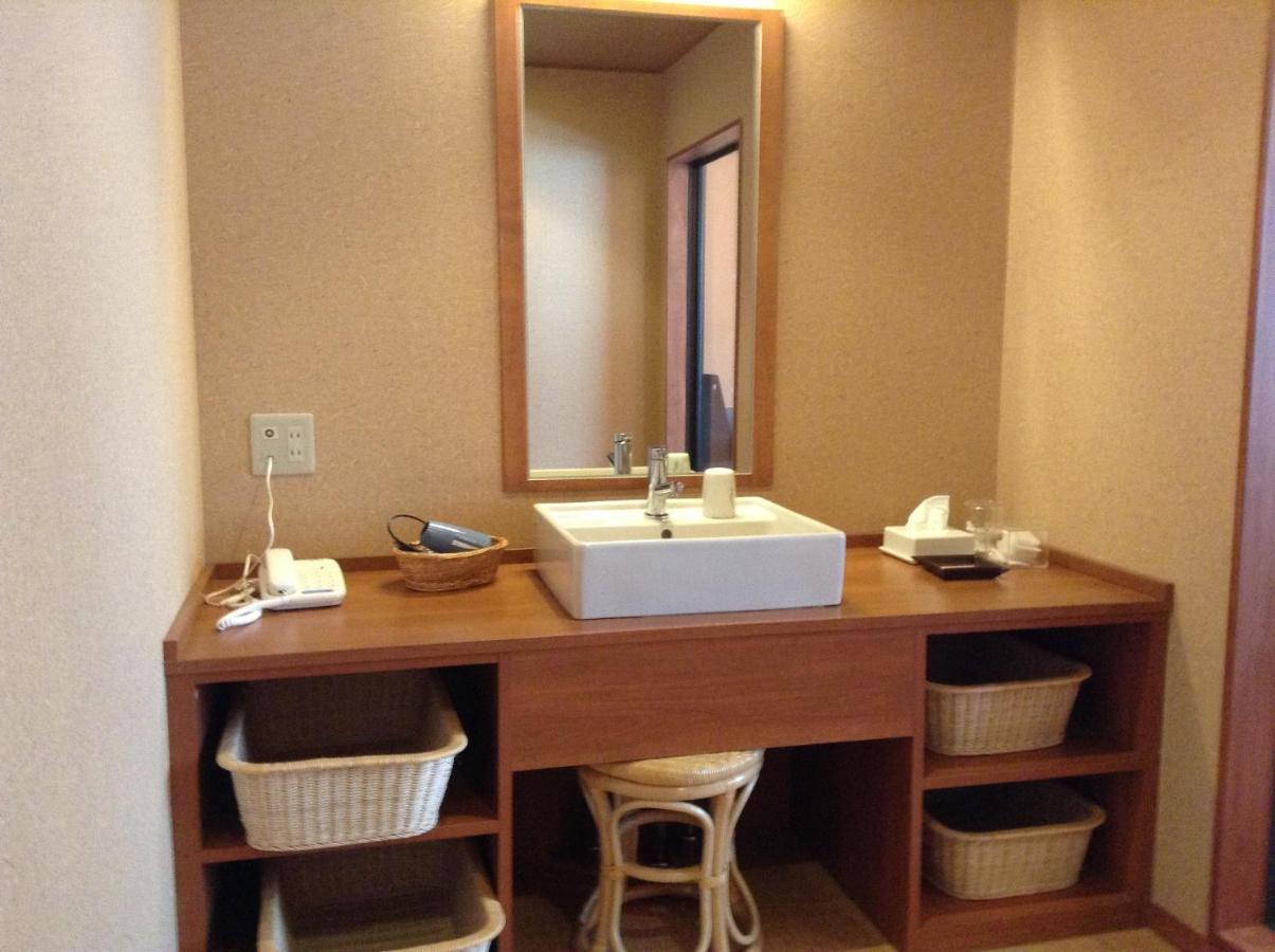 志賀リバーサイドホテル 山ノ内町 エクステリア 写真